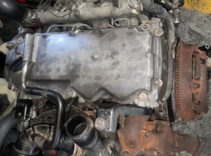 Nissan Navara Silver YD25 2.5t Engine-Qureshi Auto South Afriqa